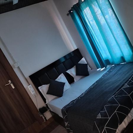 Kishan Home Stay Mathura Eksteriør bilde