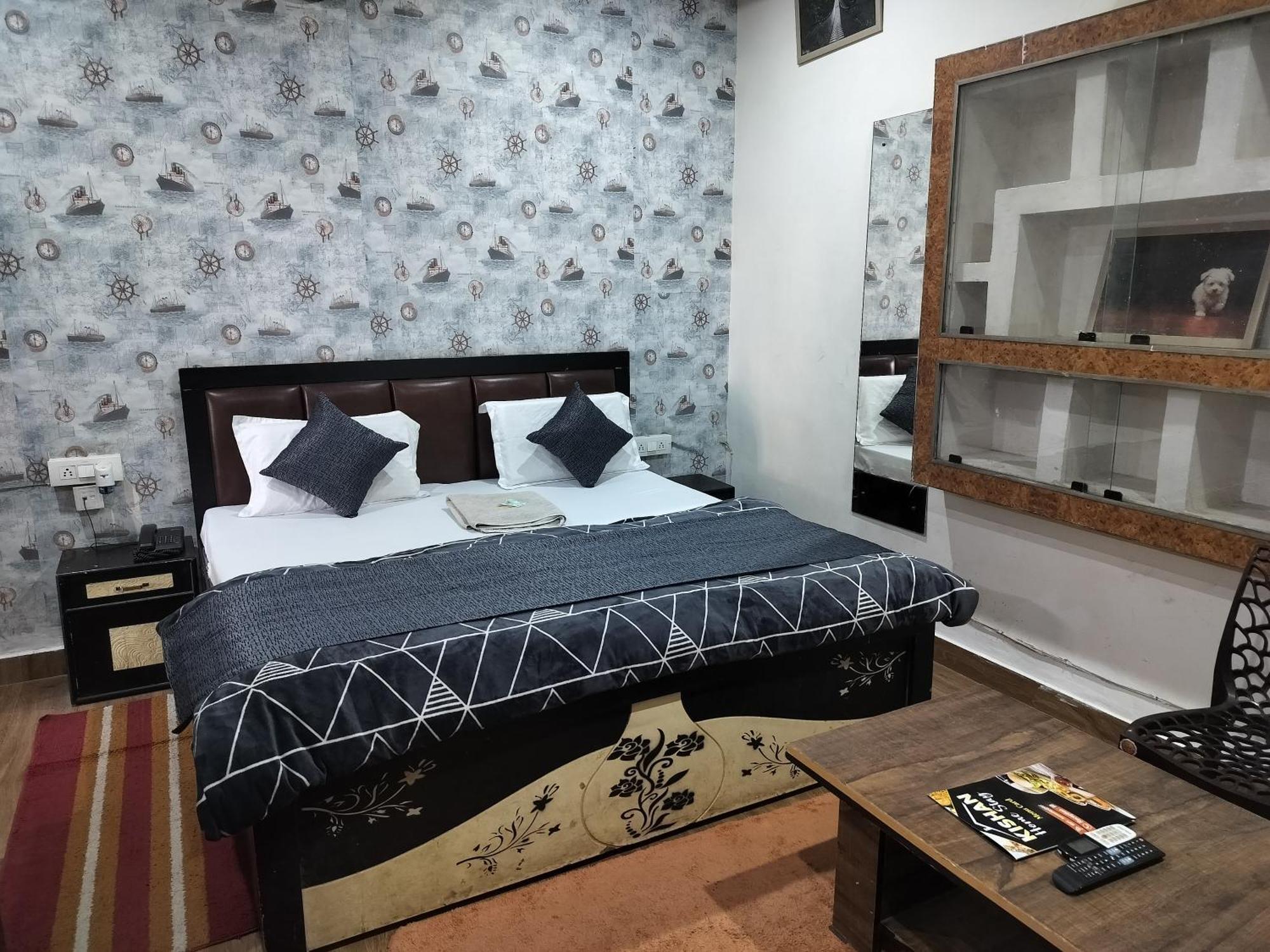 Kishan Home Stay Mathura Eksteriør bilde