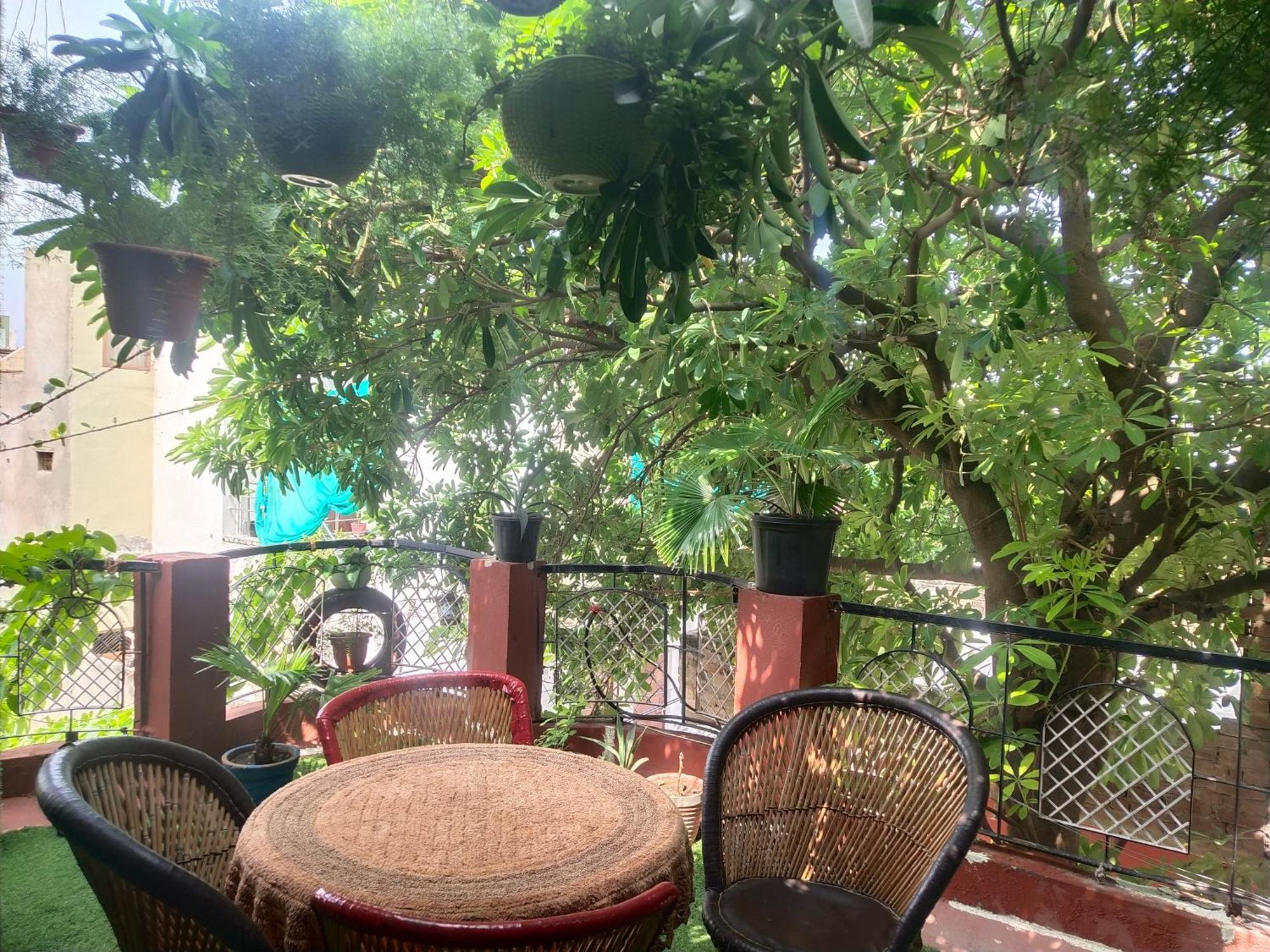 Kishan Home Stay Mathura Eksteriør bilde