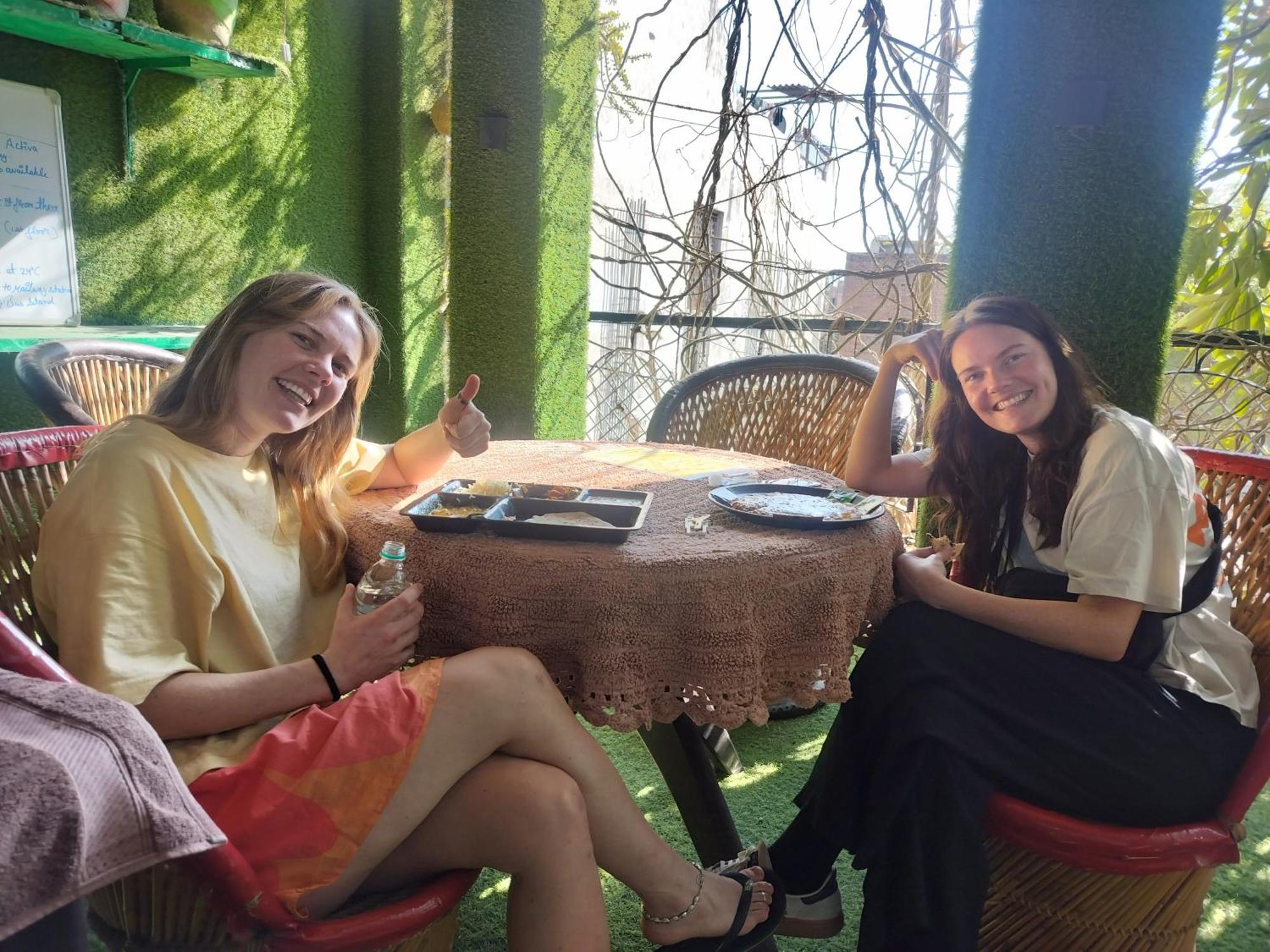 Kishan Home Stay Mathura Eksteriør bilde